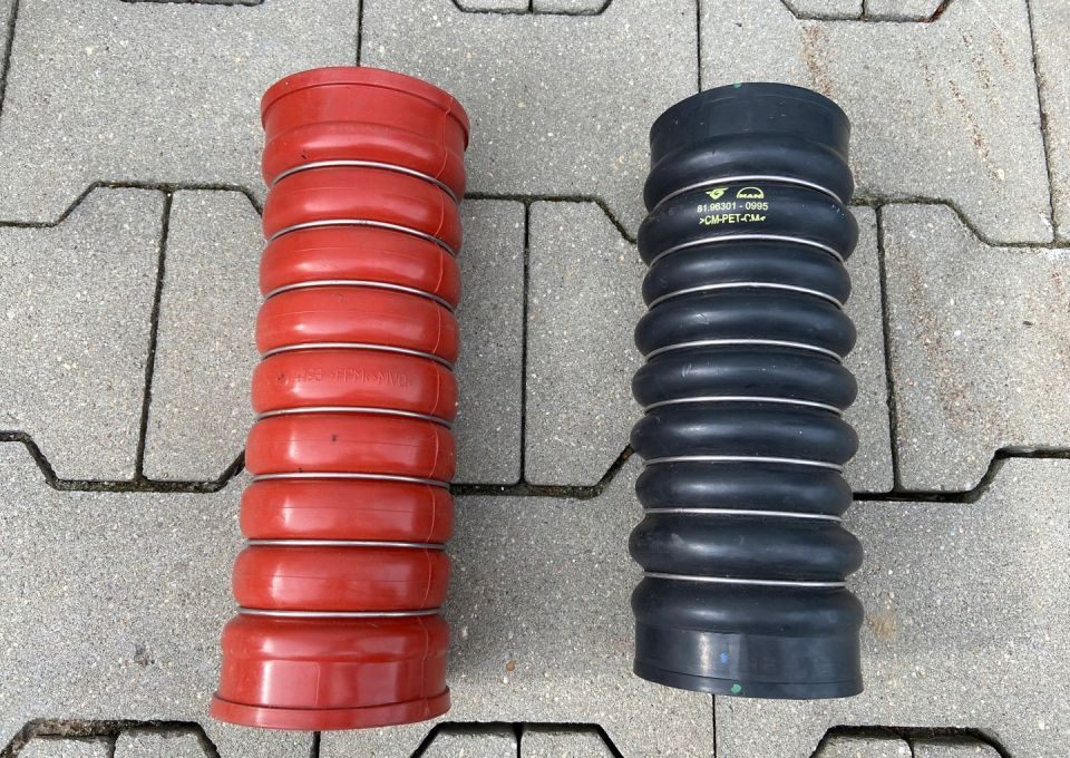 Guma chłodnicy MAN TGX TGS TG3 NOWA łącznik - Bộ tản nhiệt cho Xe tải: hình 1 Guma chłodnicy MAN TGX TGS TG3 NOWA łącznik - Bộ tản nhiệt cho Xe tải: hình 1