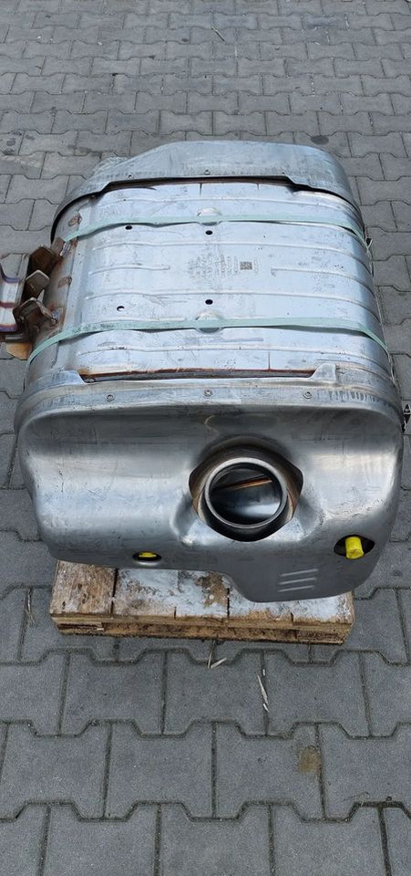 IVECO EUROCARGO EURO 6 KATALIZATOR TŁUMIK NOWY 5801833244 - Bộ chuyển đổi xúc tác cho Xe tải: hình 1 IVECO EUROCARGO EURO 6 KATALIZATOR TŁUMIK NOWY 5801833244 - Bộ chuyển đổi xúc tác cho Xe tải: hình 1