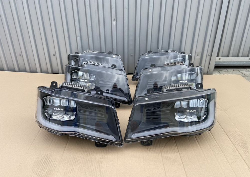 Lampa LED MAN TG3 TGX nowy model reflektor - Đèn trước cho Xe tải: hình 1 Lampa LED MAN TG3 TGX nowy model reflektor - Đèn trước cho Xe tải: hình 1
