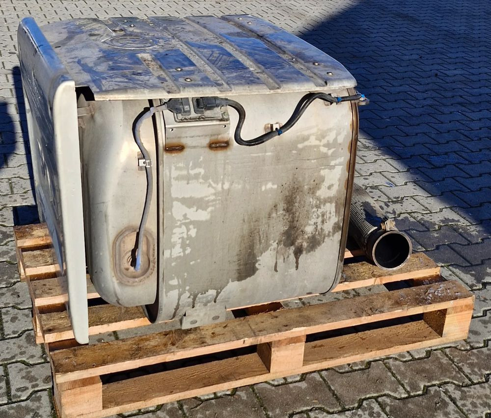 MAN TG3 TGX TGS KATALIZATOR TŁUMIK 81.151036182 81.151030164 - Bộ chuyển đổi xúc tác: hình 4 MAN TG3 TGX TGS KATALIZATOR TŁUMIK 81.151036182 81.151030164 - Bộ chuyển đổi xúc tác: hình 4