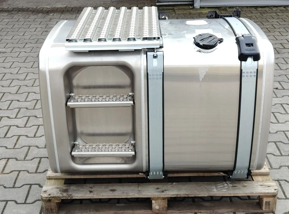 MAN TG3 TGX TGS ZBIORNIK PALIWA KOMPLETNY 460L NOWY - Bình nhiên liệu cho Xe tải: hình 1 MAN TG3 TGX TGS ZBIORNIK PALIWA KOMPLETNY 460L NOWY - Bình nhiên liệu cho Xe tải: hình 1