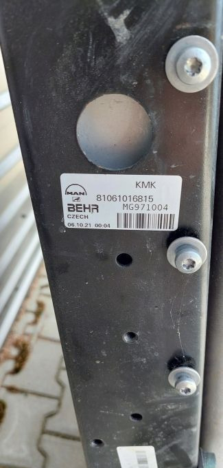 MAN TGS TG3 NOWY MODEL CHŁODNICA CHŁODNICE KOMPLET - Bộ tản nhiệt cho Xe tải: hình 4 MAN TGS TG3 NOWY MODEL CHŁODNICA CHŁODNICE KOMPLET - Bộ tản nhiệt cho Xe tải: hình 4