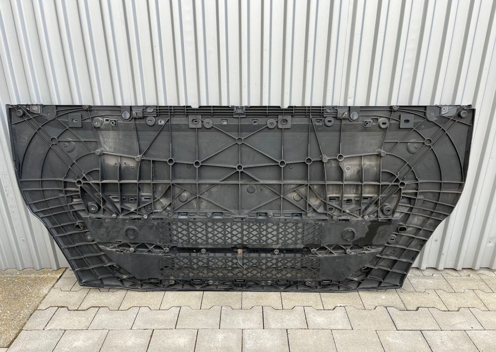 Maska Iveco Stralis euro 6 atrapa - Thân xe và ngoại thất cho Xe tải: hình 2 Maska Iveco Stralis euro 6 atrapa - Thân xe và ngoại thất cho Xe tải: hình 2