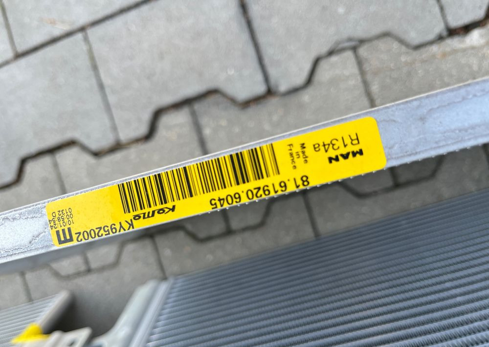 NOWA Chłodnica klimatyzacji MAN TG3 TGX TGS nowy model skraplacz - Giàn nóng cho Xe tải: hình 3 NOWA Chłodnica klimatyzacji MAN TG3 TGX TGS nowy model skraplacz - Giàn nóng cho Xe tải: hình 3