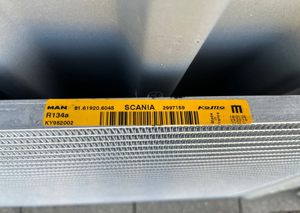 NOWA Chłodnica klimatyzacji MAN TG3 TGX TGS nowy model skraplacz - Giàn nóng cho Xe tải: hình 2 NOWA Chłodnica klimatyzacji MAN TG3 TGX TGS nowy model skraplacz - Giàn nóng cho Xe tải: hình 2