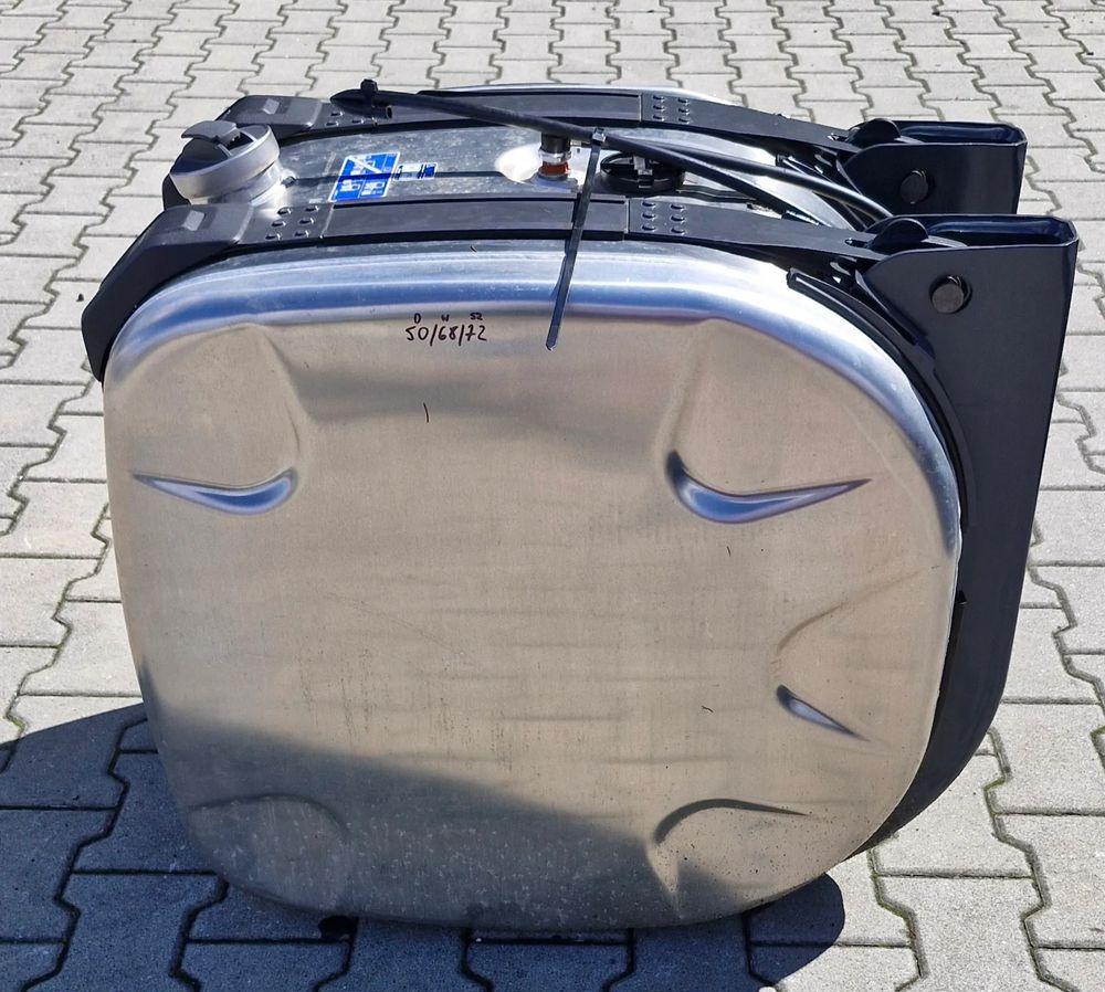 SCANIA R S ZBIORNIK PALIWA 220L NOWY - Hệ thống nhiên liệu: hình 4 SCANIA R S ZBIORNIK PALIWA 220L NOWY - Hệ thống nhiên liệu: hình 4