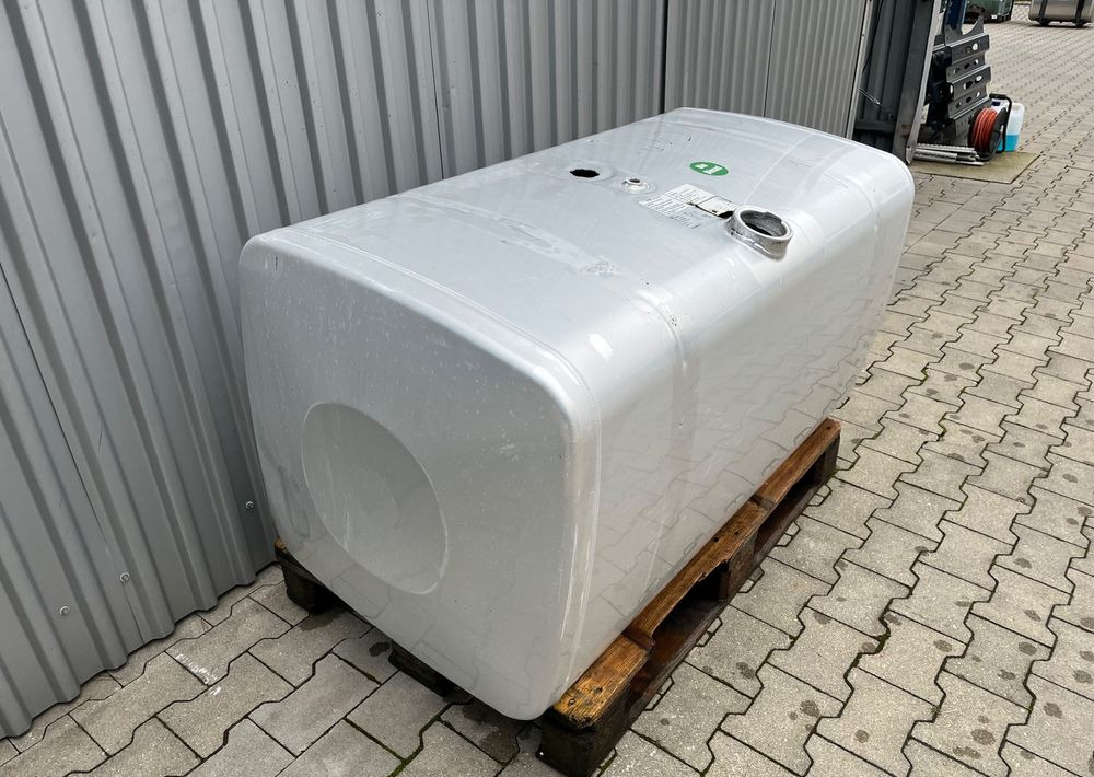Zbiornik paliwa MAN TGX TGS 580 litrów bak - Hệ thống nhiên liệu cho Xe tải: hình 3 Zbiornik paliwa MAN TGX TGS 580 litrów bak - Hệ thống nhiên liệu cho Xe tải: hình 3