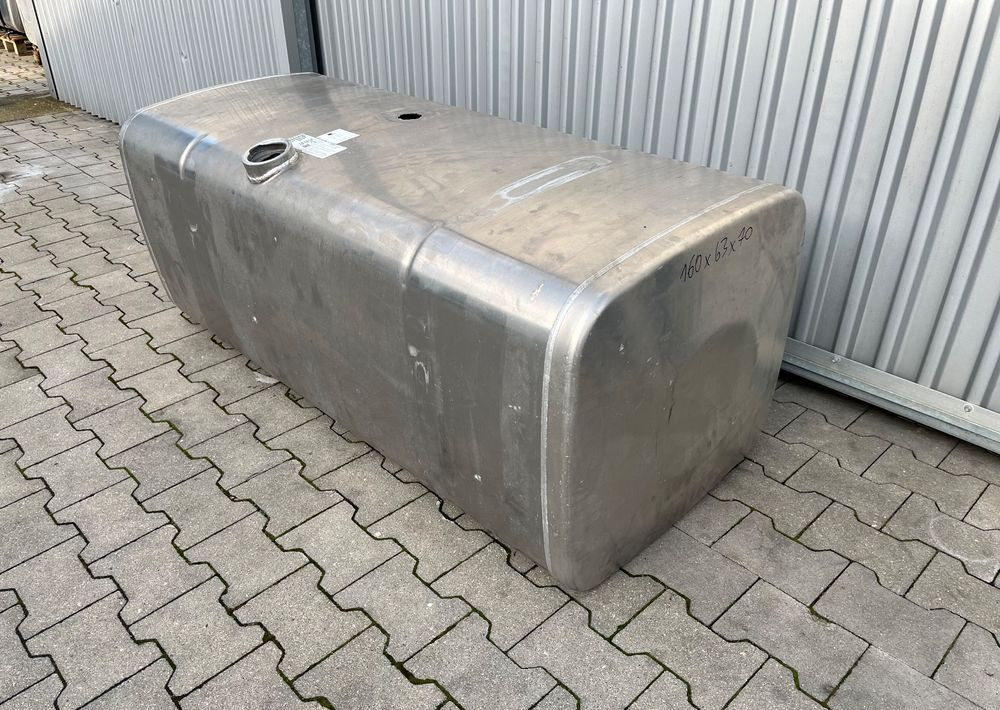 Zbiornik paliwa MAN TGX TGS 590 litrów bak - Hệ thống nhiên liệu cho Xe tải: hình 2 Zbiornik paliwa MAN TGX TGS 590 litrów bak - Hệ thống nhiên liệu cho Xe tải: hình 2
