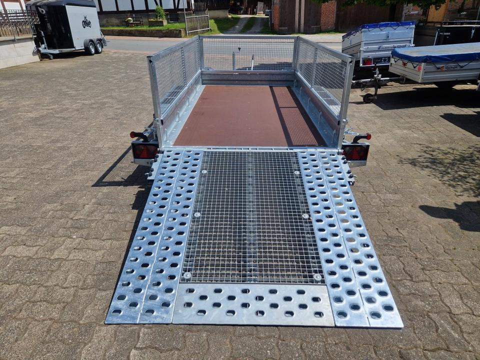 Böckmann PKW-Anhänger Maschinentransporter Gitteraufsatz 3,5t - Rơ moóc để vận chuyển thiết bị: hình 3 Böckmann PKW-Anhänger Maschinentransporter Gitteraufsatz 3,5t - Rơ moóc để vận chuyển thiết bị: hình 3