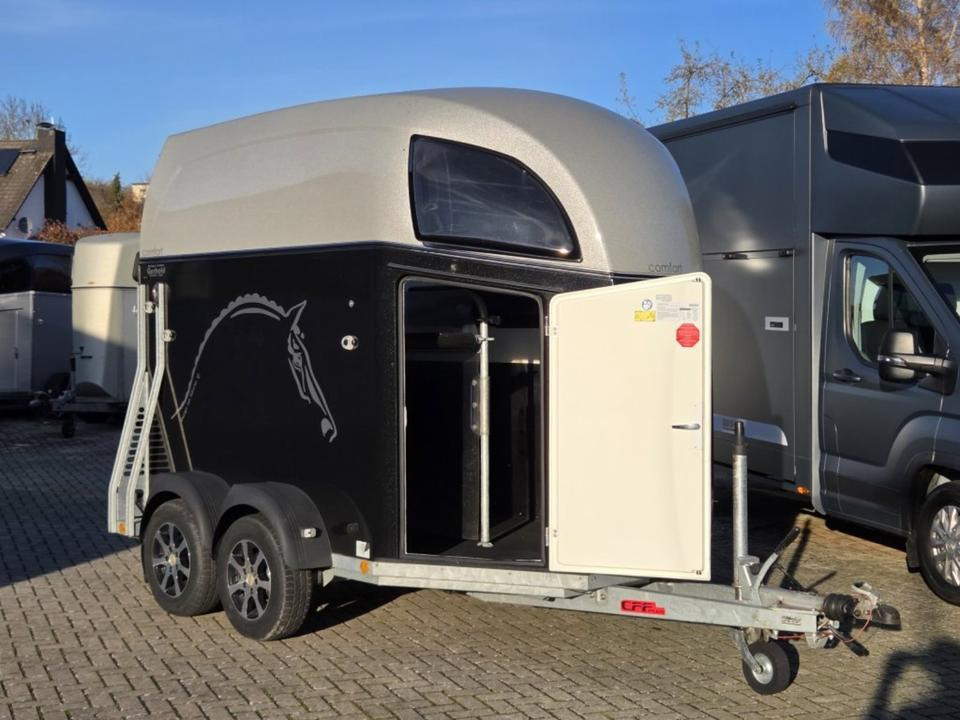 Böckmann Pferdeanhänger, Comfort, Alub. Sattelk. 100 km/h, top - Rơ moóc chở ngựa: hình 2 Böckmann Pferdeanhänger, Comfort, Alub. Sattelk. 100 km/h, top - Rơ moóc chở ngựa: hình 2