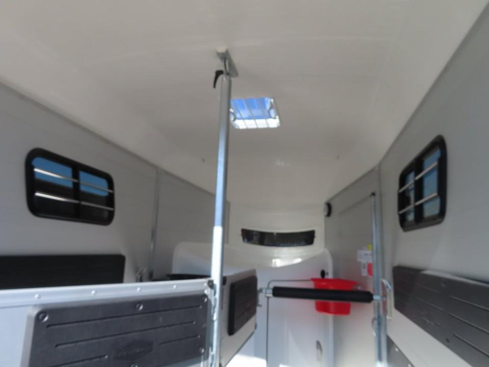 Rơ moóc chở ngựa Böckmann Portax SKA 2025 Neu, Pferdeanhänger Sattelkammer,100 km: hình 6 Rơ moóc chở ngựa Böckmann Portax SKA 2025 Neu, Pferdeanhänger Sattelkammer,100 km: hình 6