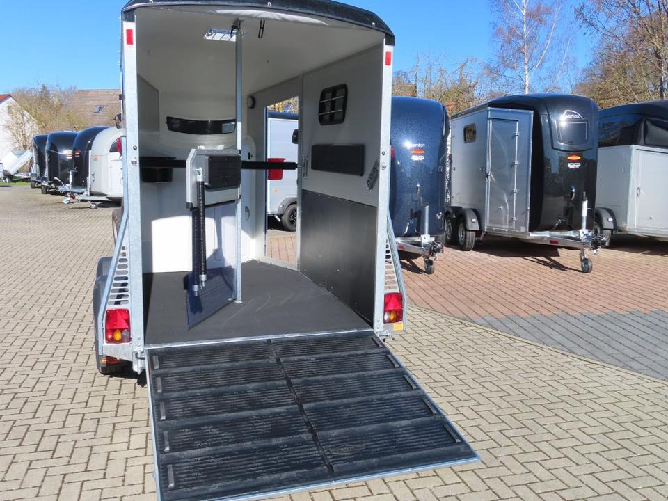 Rơ moóc chở ngựa Böckmann Portax SKA 2025 Neu, Pferdeanhänger Sattelkammer,100 km: hình 9 Rơ moóc chở ngựa Böckmann Portax SKA 2025 Neu, Pferdeanhänger Sattelkammer,100 km: hình 9