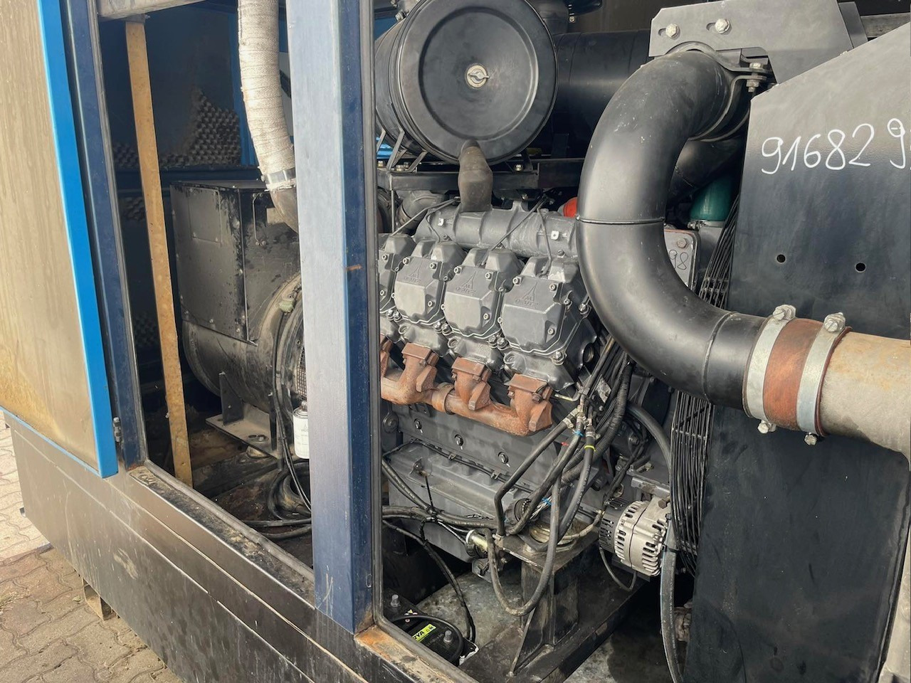 Bộ nguồn mặt đất Tresz TR-438D with Deutz BF8M1015C engine For sale or Rent!: hình 6 Bộ nguồn mặt đất Tresz TR-438D with Deutz BF8M1015C engine For sale or Rent!: hình 6