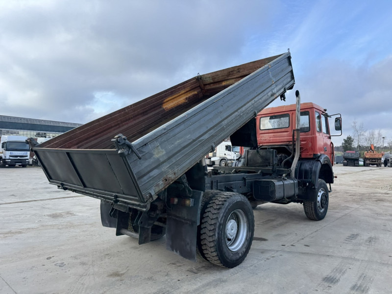 Iveco Magirus 180-23 (GRAND PONT / 4X4 / LAMES / POMPE MANUELLE) - Xe ben: hình 5 Iveco Magirus 180-23 (GRAND PONT / 4X4 / LAMES / POMPE MANUELLE) - Xe ben: hình 5