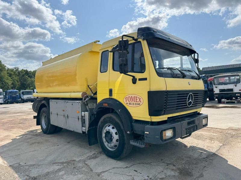 Mercedes-Benz SK 1726 (13.000L / 2 COMPARTIMENTS / GRAND PONT / LAMES / V8) - Xe bồn: hình 3 Mercedes-Benz SK 1726 (13.000L / 2 COMPARTIMENTS / GRAND PONT / LAMES / V8) - Xe bồn: hình 3