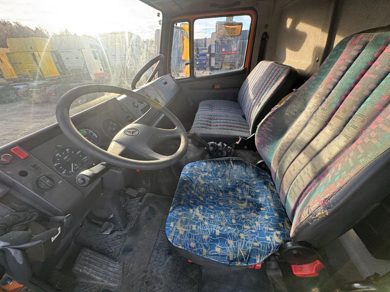 Xe tải hộp Mercedes-Benz SK 814 (STEEL SUSPENSION & MANUAL GEARBOX / SUSPENSION LAMES & BOITE MANUELLE): hình 11