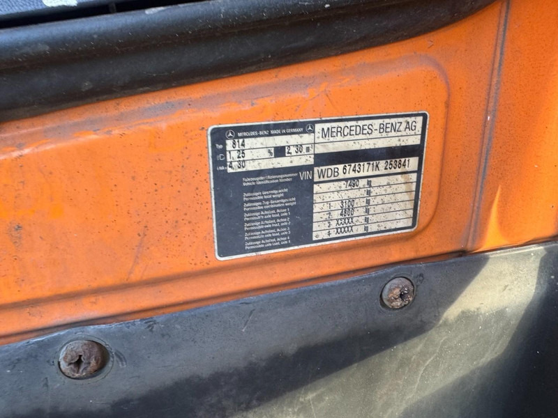 Xe tải hộp Mercedes-Benz SK 814 (STEEL SUSPENSION & MANUAL GEARBOX / SUSPENSION LAMES & BOITE MANUELLE): hình 16