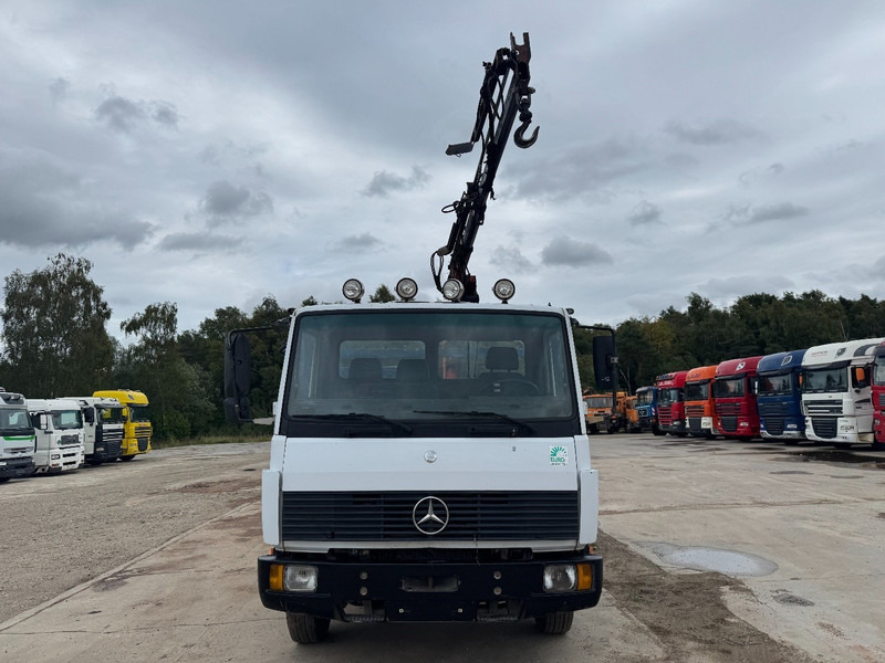 Mercedes-Benz SK 917 (STEEL SUSPENSION / PARLFINGER CRANE / AUXILIARY / 6 CYLINDER WITH MANUAL PUMP) - Xe ben, Xe cẩu tự hành: hình 2 Mercedes-Benz SK 917 (STEEL SUSPENSION / PARLFINGER CRANE / AUXILIARY / 6 CYLINDER WITH MANUAL PUMP) - Xe ben, Xe cẩu tự hành: hình 2