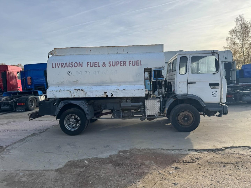 Renault S 150 SUSPENSION LAMES / 7000 L / POMPE & BOITE MANUELLE / CAMION FRANCAIS!!!) - Xe bồn: hình 4 Renault S 150 SUSPENSION LAMES / 7000 L / POMPE & BOITE MANUELLE / CAMION FRANCAIS!!!) - Xe bồn: hình 4