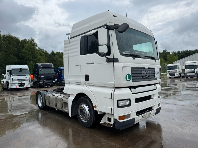MAN TGA 18.440 (MANUAL GEARBOX / BOITE MANUELLE) - Xe đầu kéo: hình 3 MAN TGA 18.440 (MANUAL GEARBOX / BOITE MANUELLE) - Xe đầu kéo: hình 3