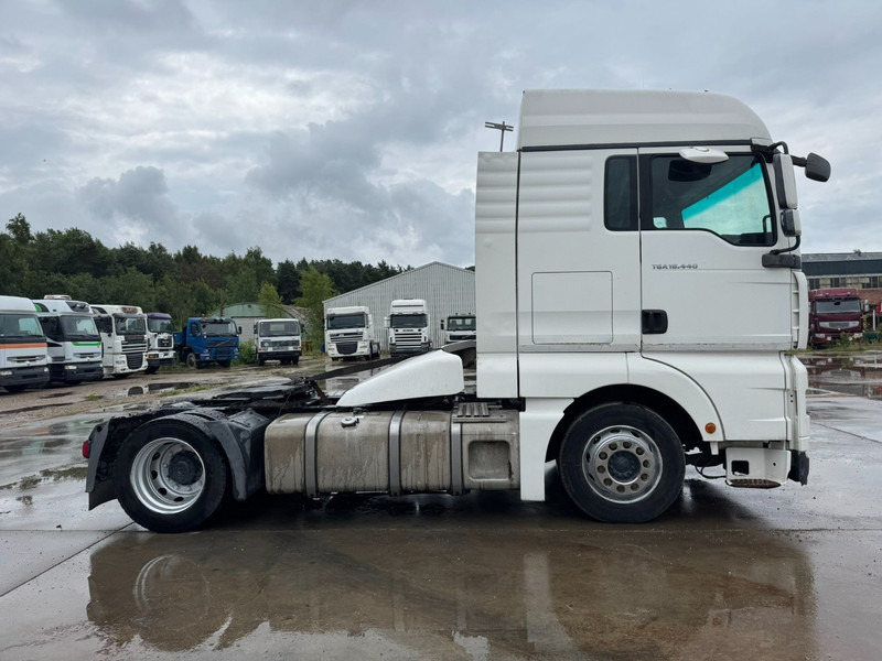 MAN TGA 18.440 (MANUAL GEARBOX / BOITE MANUELLE) - Xe đầu kéo: hình 4 MAN TGA 18.440 (MANUAL GEARBOX / BOITE MANUELLE) - Xe đầu kéo: hình 4