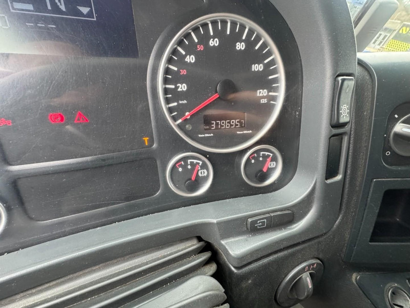 Xe đầu kéo MAN TGA 18.440 (MANUAL GEARBOX / BOITE MANUELLE): hình 12 Xe đầu kéo MAN TGA 18.440 (MANUAL GEARBOX / BOITE MANUELLE): hình 12