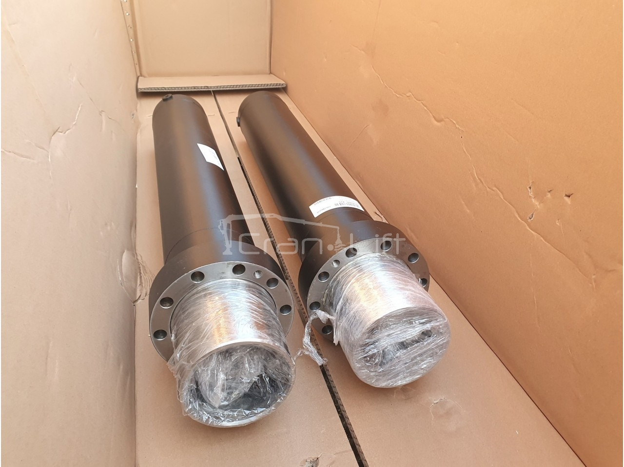 Siłownik, cylinder obrotu Epsilon Q150L, Q150Z, Q170, Q180 YE06006_425 - Xi lanh thủy lực cho Cẩu gấp: hình 2 Siłownik, cylinder obrotu Epsilon Q150L, Q150Z, Q170, Q180 YE06006_425 - Xi lanh thủy lực cho Cẩu gấp: hình 2