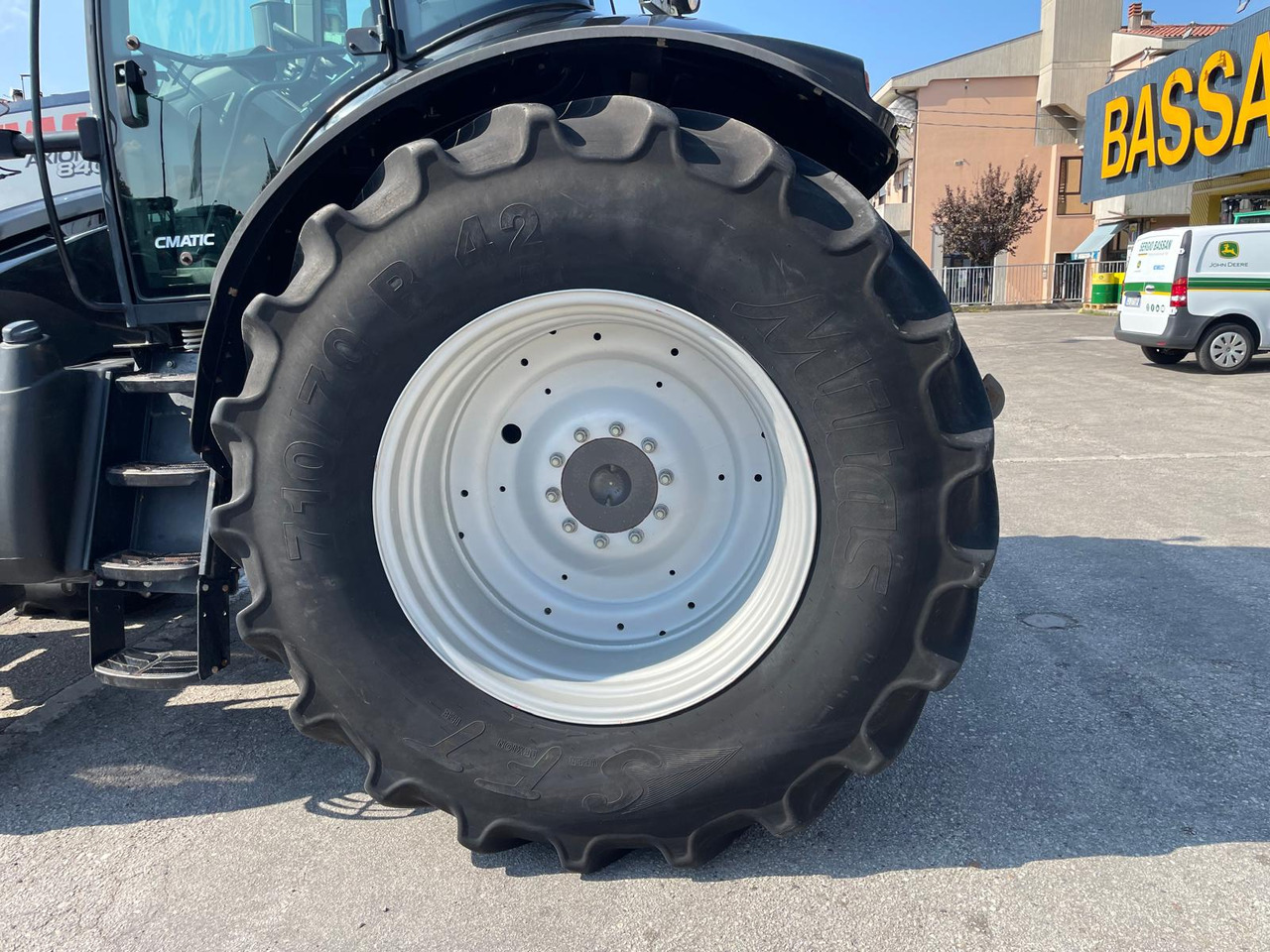 CLAAS AXION 840 C-MATIC - Máy cày: hình 5 CLAAS AXION 840 C-MATIC - Máy cày: hình 5