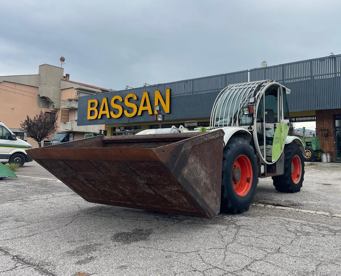 CLAAS TELESCOPICO TARGO K 70 - Xe nhấc hình viễn vọng kính: hình 1 CLAAS TELESCOPICO TARGO K 70 - Xe nhấc hình viễn vọng kính: hình 1