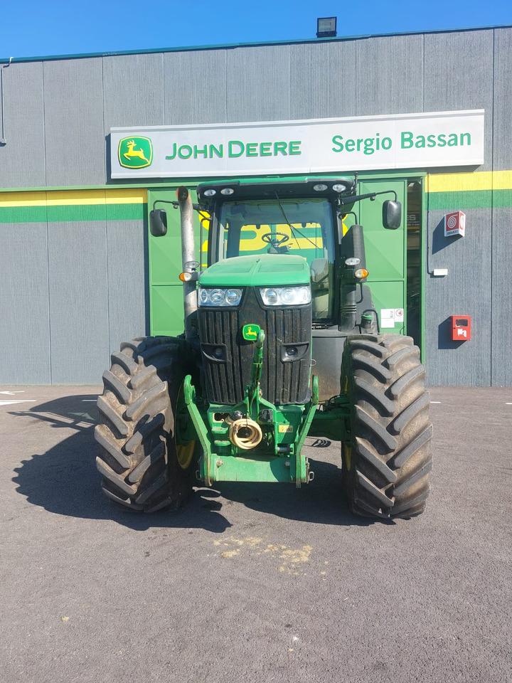 JOHN DEERE 7230 R - Máy cày: hình 3 JOHN DEERE 7230 R - Máy cày: hình 3