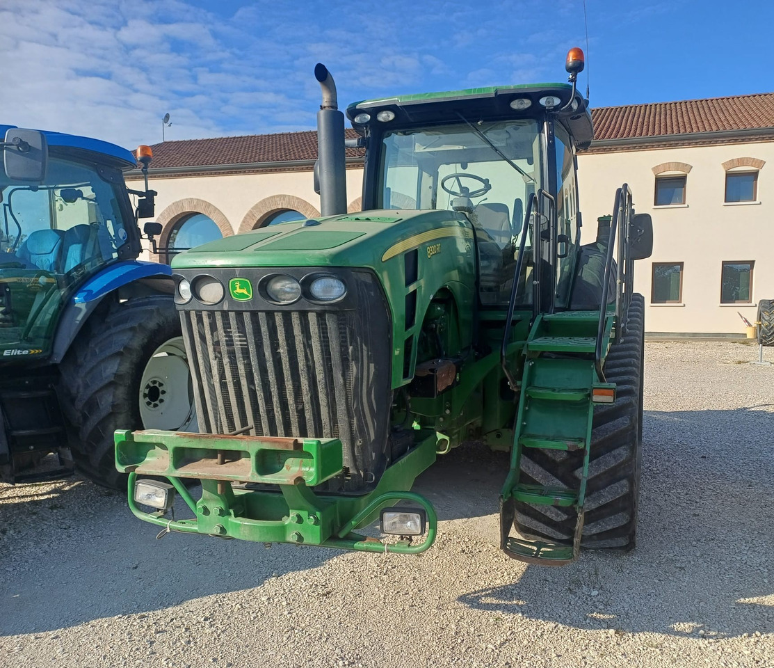 JOHN DEERE 8320 RT - Máy cày: hình 1 JOHN DEERE 8320 RT - Máy cày: hình 1