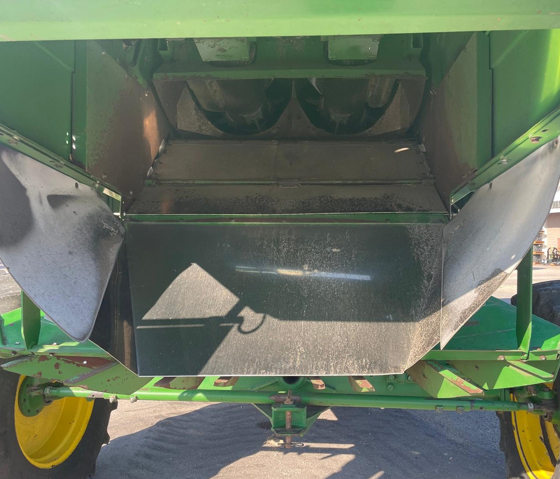 JOHN DEERE MIETITREBBIA CTS - Máy gặt đập: hình 4 JOHN DEERE MIETITREBBIA CTS - Máy gặt đập: hình 4