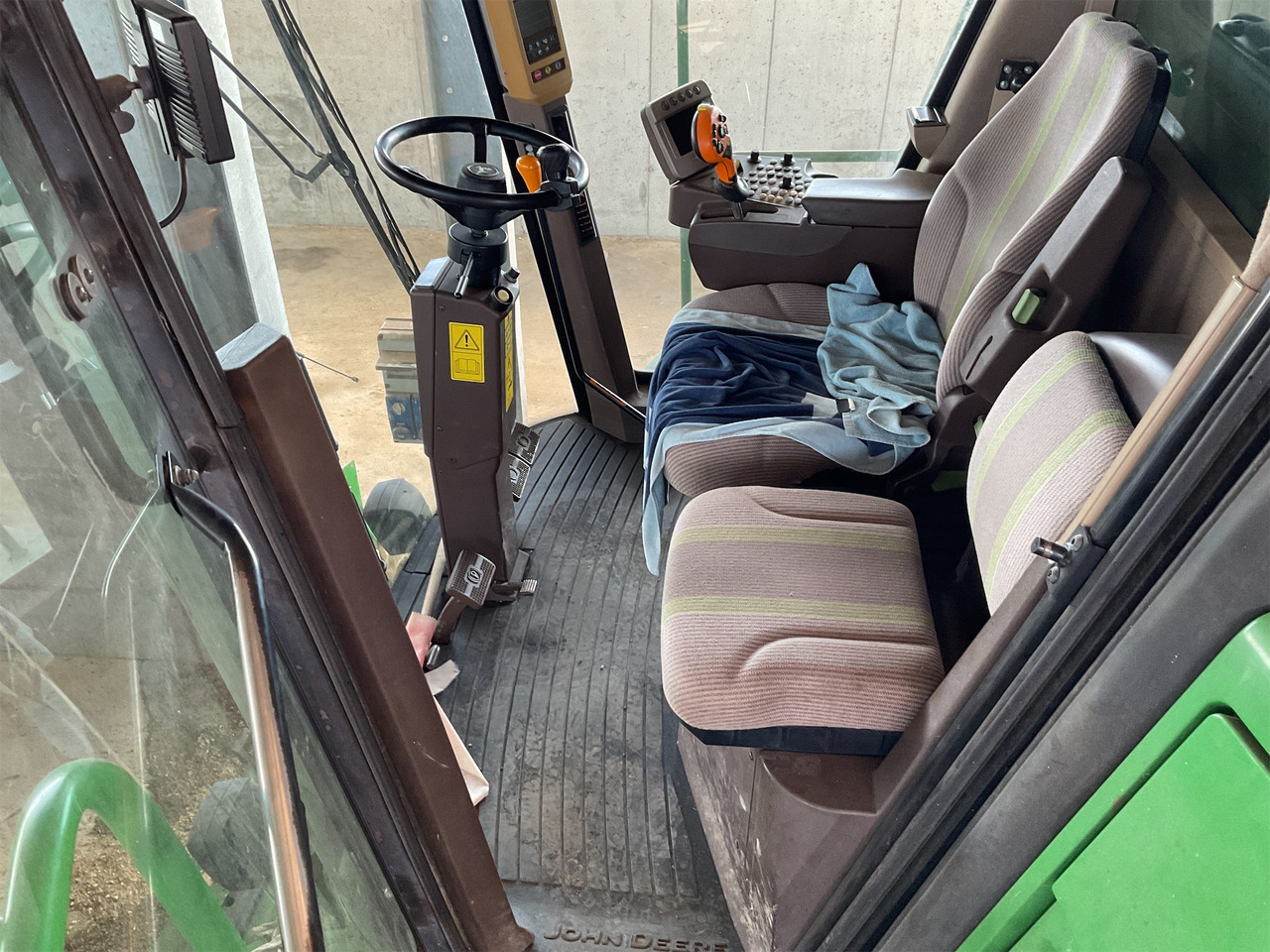 JOHN DEERE MIETITREBBIA S 560 - Máy gặt đập: hình 4 JOHN DEERE MIETITREBBIA S 560 - Máy gặt đập: hình 4