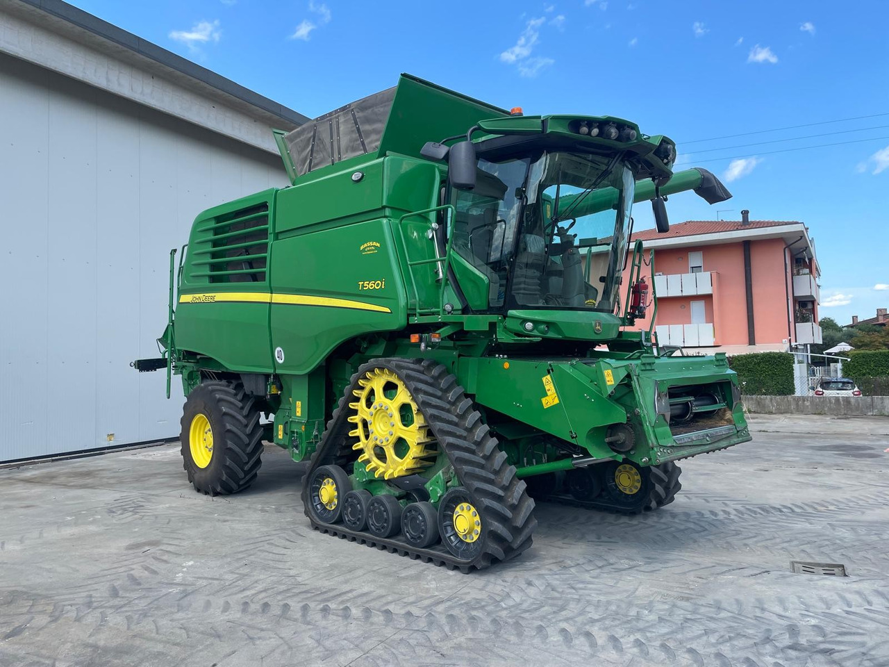 JOHN DEERE MIETITREBBIA T 560 - Máy gặt đập: hình 3 JOHN DEERE MIETITREBBIA T 560 - Máy gặt đập: hình 3