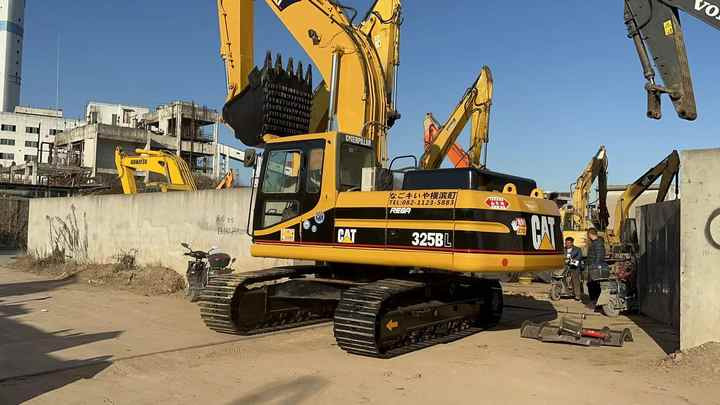 Budget-Friendly Cat 325BL Excavator| Original Parts, No Major Repairs, Global Shipping Available! - Máy xúc bánh xích: hình 2 Budget-Friendly Cat 325BL Excavator| Original Parts, No Major Repairs, Global Shipping Available! - Máy xúc bánh xích: hình 2