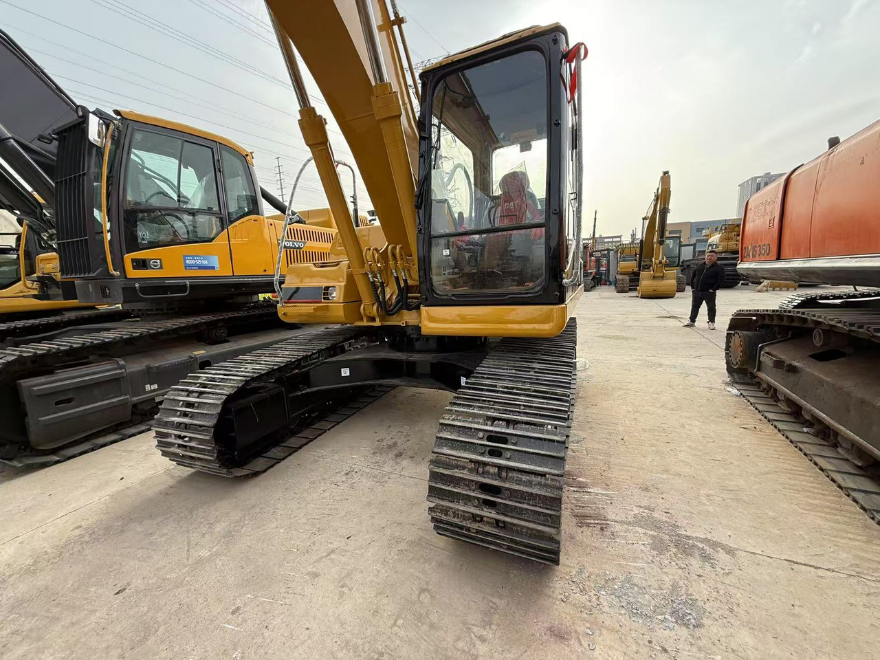 Máy xúc bánh xích CATERPILLAR 320b [ Copy ] [ Copy ] [ Copy ] [ Copy ] [ Copy ] [ Copy ]: hình 9