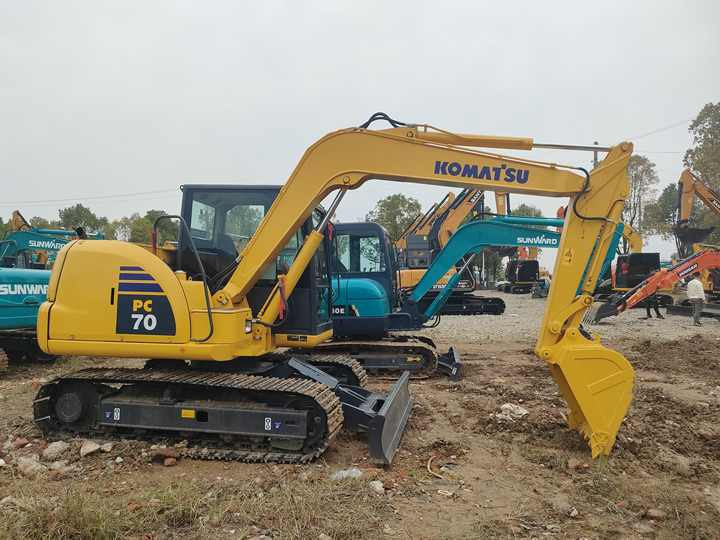 Cheap Used Komatsu PC70-8 Crawler Excavator with High Efficiency Used Heavy Machinery Komatsu PC70-8 Digger Cheap for Sale - Máy xúc bánh xích: hình 5 Cheap Used Komatsu PC70-8 Crawler Excavator with High Efficiency Used Heavy Machinery Komatsu PC70-8 Digger Cheap for Sale - Máy xúc bánh xích: hình 5