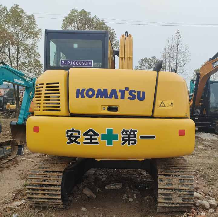 Cheap Used Komatsu PC70-8 Crawler Excavator with High Efficiency Used Heavy Machinery Komatsu PC70-8 Digger Cheap for Sale - Máy xúc bánh xích: hình 5 Cheap Used Komatsu PC70-8 Crawler Excavator with High Efficiency Used Heavy Machinery Komatsu PC70-8 Digger Cheap for Sale - Máy xúc bánh xích: hình 5