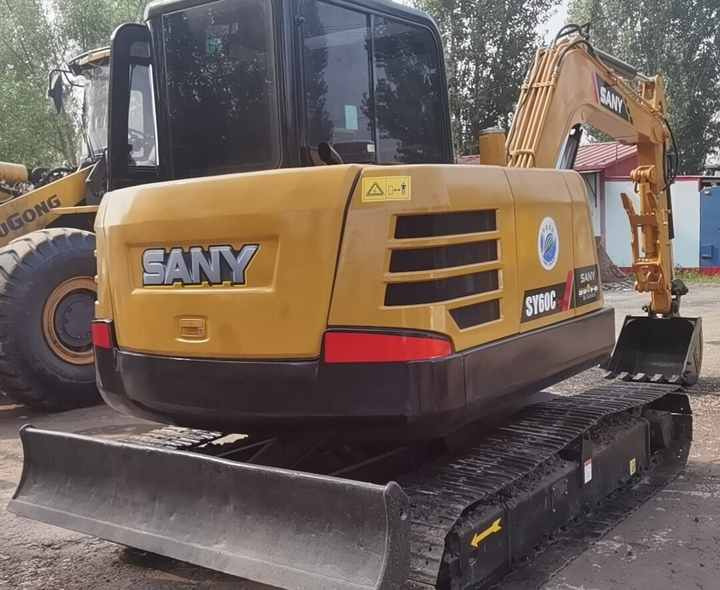 China Brand Used Sany Sy60c Mini Excavator 6ton Crawler Earth Digger Machine for Sale - Máy xúc bánh xích: hình 4 China Brand Used Sany Sy60c Mini Excavator 6ton Crawler Earth Digger Machine for Sale - Máy xúc bánh xích: hình 4