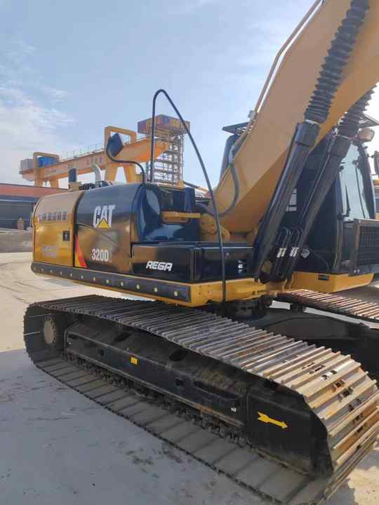 Durable Second Hand Machine Original Used Caterpillar Excavator CAT 330D2 USED 329D2 320D2 325D 315D Excavator - Máy xúc bánh xích: hình 5 Durable Second Hand Machine Original Used Caterpillar Excavator CAT 330D2 USED 329D2 320D2 325D 315D Excavator - Máy xúc bánh xích: hình 5
