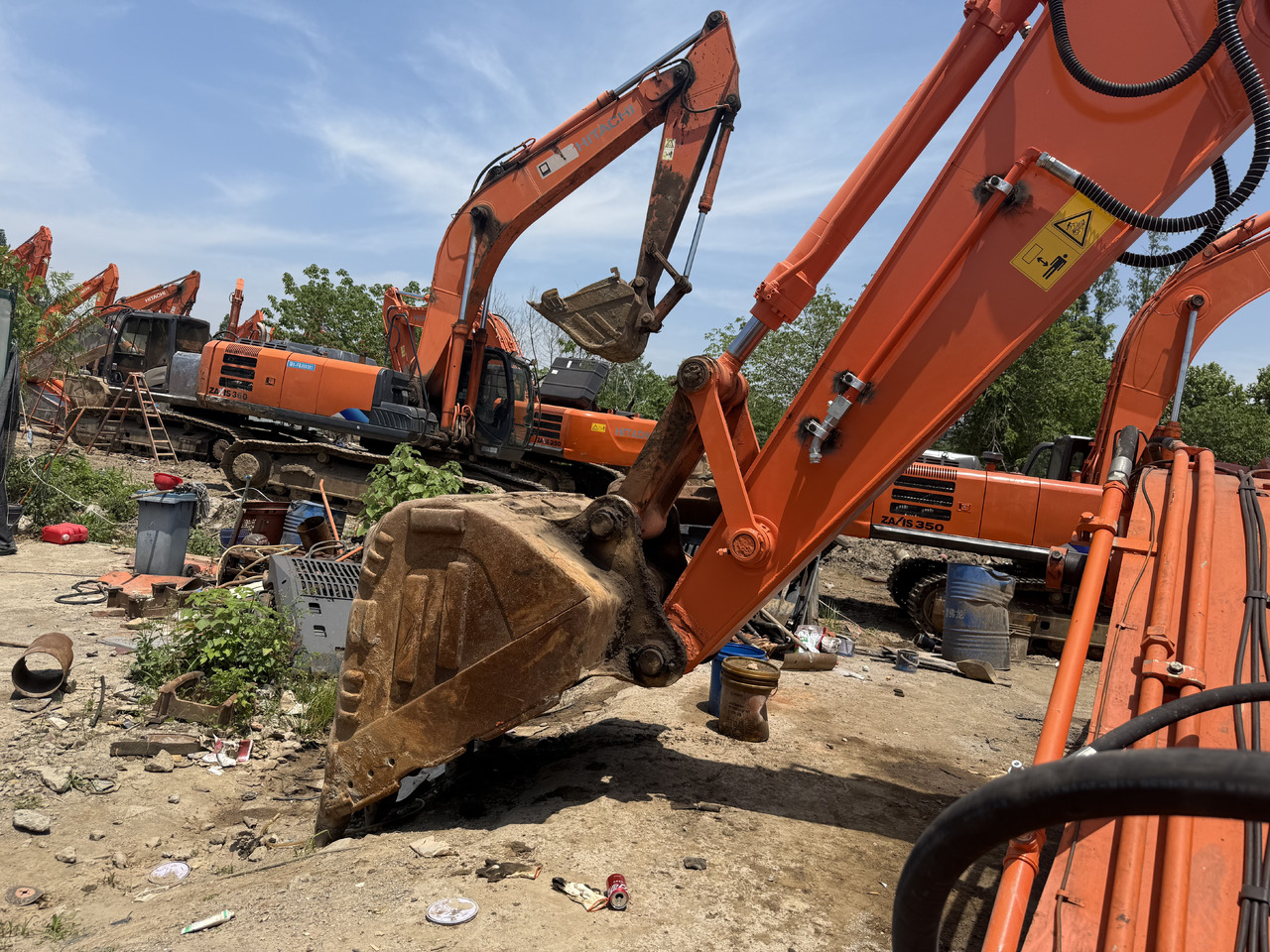 HITACHI Used 350-5g Excavator - Máy xúc bánh lốp: hình 4 HITACHI Used 350-5g Excavator - Máy xúc bánh lốp: hình 4