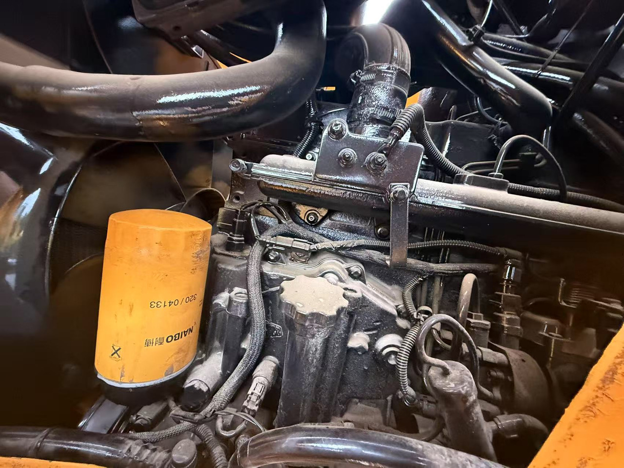 Máy xúc bánh lốp JCB 3CX: hình 8