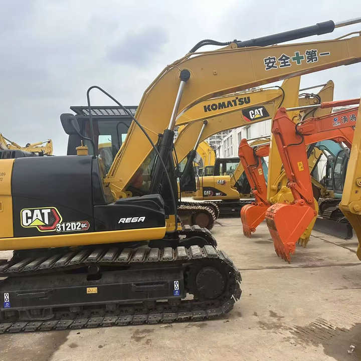 Low Working Time CAT 312D2 Excavator Caterpillar Used 15ton Cat312D2 No Reviews yet - Máy xúc bánh xích: hình 1 Low Working Time CAT 312D2 Excavator Caterpillar Used 15ton Cat312D2 No Reviews yet - Máy xúc bánh xích: hình 1