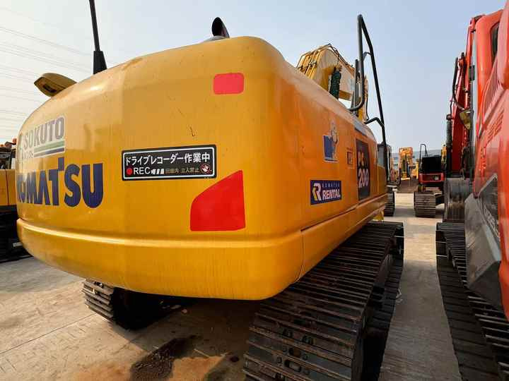 PC200-8 Low Working Hour Second Hand 20 Ton Excavator Komatsu Pc200-8 Crawler Excavator Used Komatsu Excavator PC200-8N1 - Máy xúc: hình 5 PC200-8 Low Working Hour Second Hand 20 Ton Excavator Komatsu Pc200-8 Crawler Excavator Used Komatsu Excavator PC200-8N1 - Máy xúc: hình 5