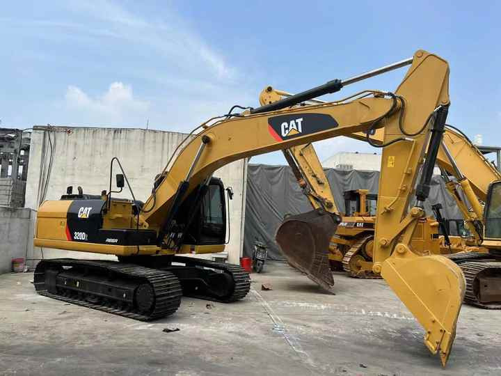 Reasonable Price Japan Original 330d2 Caterpillar Excavator CAT USED 329D2 320D2 325D 315D Excavator - Máy xúc bánh xích: hình 2 Reasonable Price Japan Original 330d2 Caterpillar Excavator CAT USED 329D2 320D2 325D 315D Excavator - Máy xúc bánh xích: hình 2