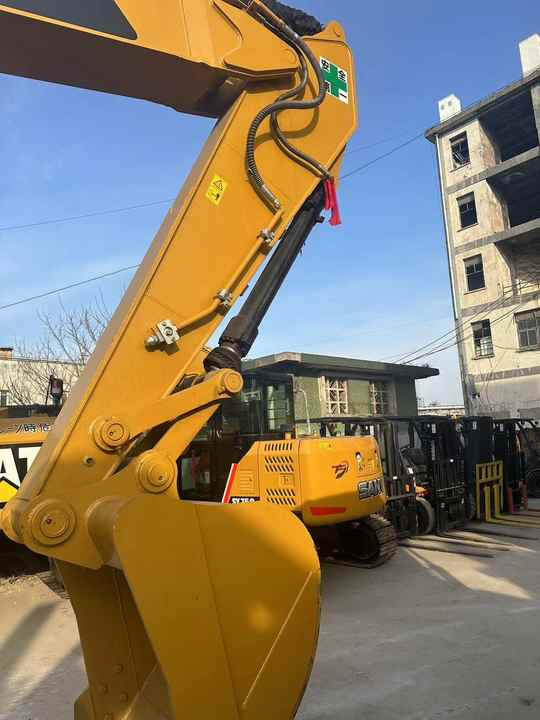 Second Hand Excavator 320D Used Low Price Caterpillar CAT 312D 315D 320D 325D in Good Condition - Máy xúc bánh xích: hình 5 Second Hand Excavator 320D Used Low Price Caterpillar CAT 312D 315D 320D 325D in Good Condition - Máy xúc bánh xích: hình 5