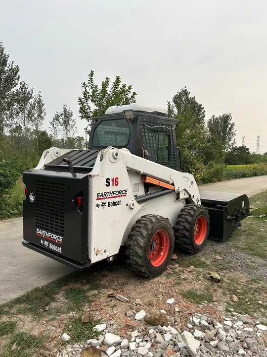 Used Bob Cat Bob Cat S16 Used Mini Skid Steer Wheel Loader Multifunctional Track Loaders Bobcat S16 2.7 Ton - Máy xúc lật đa năng: hình 3 Used Bob Cat Bob Cat S16 Used Mini Skid Steer Wheel Loader Multifunctional Track Loaders Bobcat S16 2.7 Ton - Máy xúc lật đa năng: hình 3