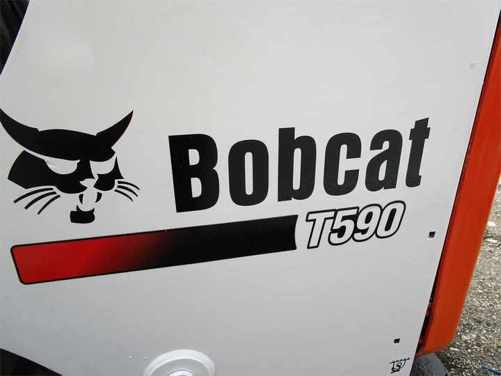 Used Bobcat T590 Used Skid Steer Loader with Good Condition for Sale S160 S185 S300 S330 T590 3T 4T 5T 2T - Máy xúc lật đa năng: hình 5 Used Bobcat T590 Used Skid Steer Loader with Good Condition for Sale S160 S185 S300 S330 T590 3T 4T 5T 2T - Máy xúc lật đa năng: hình 5