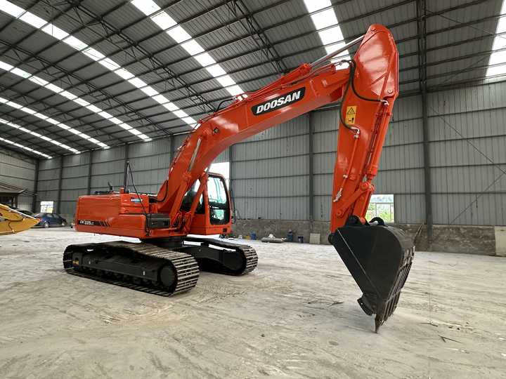 Máy xúc bánh xích Used Digger Doosan DX225LC-9T Construction Machinery Construction Digger Used Doosan DX225LC-9T Cheap Excavator: hình 6