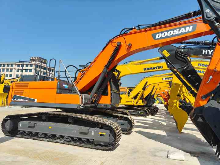 Used Doosan DX300LC-9C Excavator with Little Time Used in Excellent Condition Korea Brand Doosan 30 Tons Excavator for Sale - Máy xúc: hình 4 Used Doosan DX300LC-9C Excavator with Little Time Used in Excellent Condition Korea Brand Doosan 30 Tons Excavator for Sale - Máy xúc: hình 4